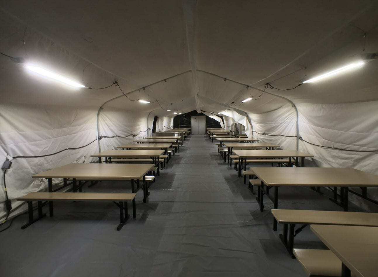 DINING (DFAC)